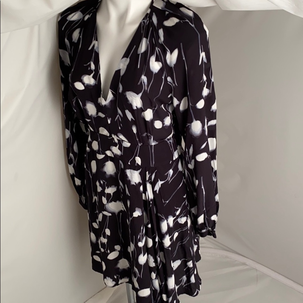 Equipment Alexandria asymmetric long sleeve dress - Picture 3 of 10